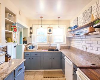 Grays by the Bay - Edenton - Keuken