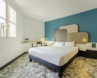 B&B HOTEL Arras Centre Les Places - Аррас - Спальня