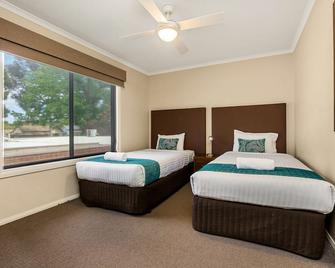 National Hotel Complex Bendigo - Bendigo - Bedroom