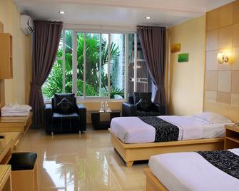 Hotel Permata Hijau Sukabumi - Sukabumi - Habitación