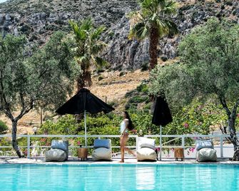 Akra Morea Hotel & Residences - Monemvasia - Piscina