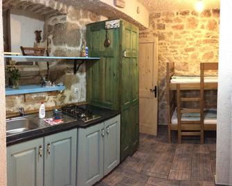 Fischer Fritz, Bed & Bike - Tisno - Kitchen