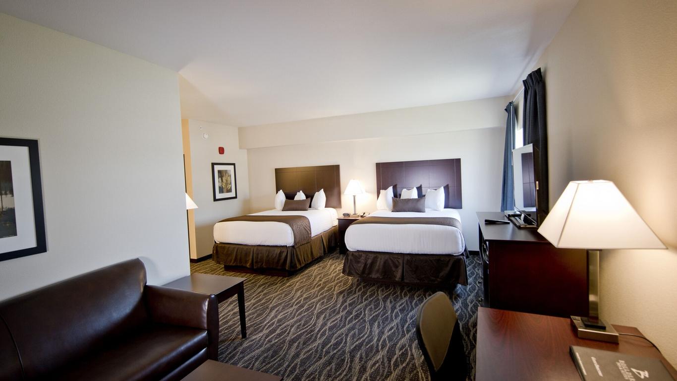 Cobblestone Inn & Suites - Denison | Oak Ridge