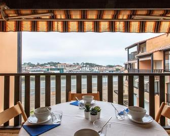 Apartment Les Terrasses Notre Dame du Port-8 by Interhome - Capbreton - Balcon