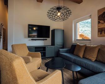 Der Kehlbachwirt by Monteviva - Niedernsill - Living room