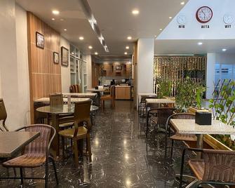 Hotel 88 Banjarmasin By Wh - Banjarmasin - Restaurant