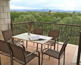 Glyfada Villas - Paralio Astros - Balcony