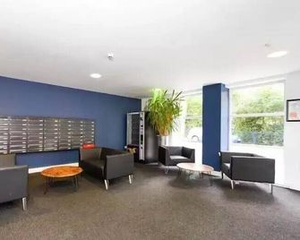 Chic Studios at The Summit - Leicester - Lounge