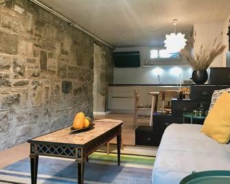 Deluxe Apartment in Geneva center district. (Petit-Saconnex) - جنيف - غرفة معيشة