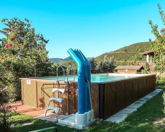 Lovely apartment with A/C, WIFI, pool, patio, pets allowed, panoramic view and parking - Arnasco - Piscina