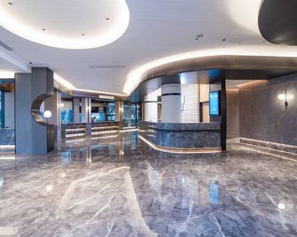 Country Inn&suites By Radisson, Shanghai Pvg - Shanghai - Lobby