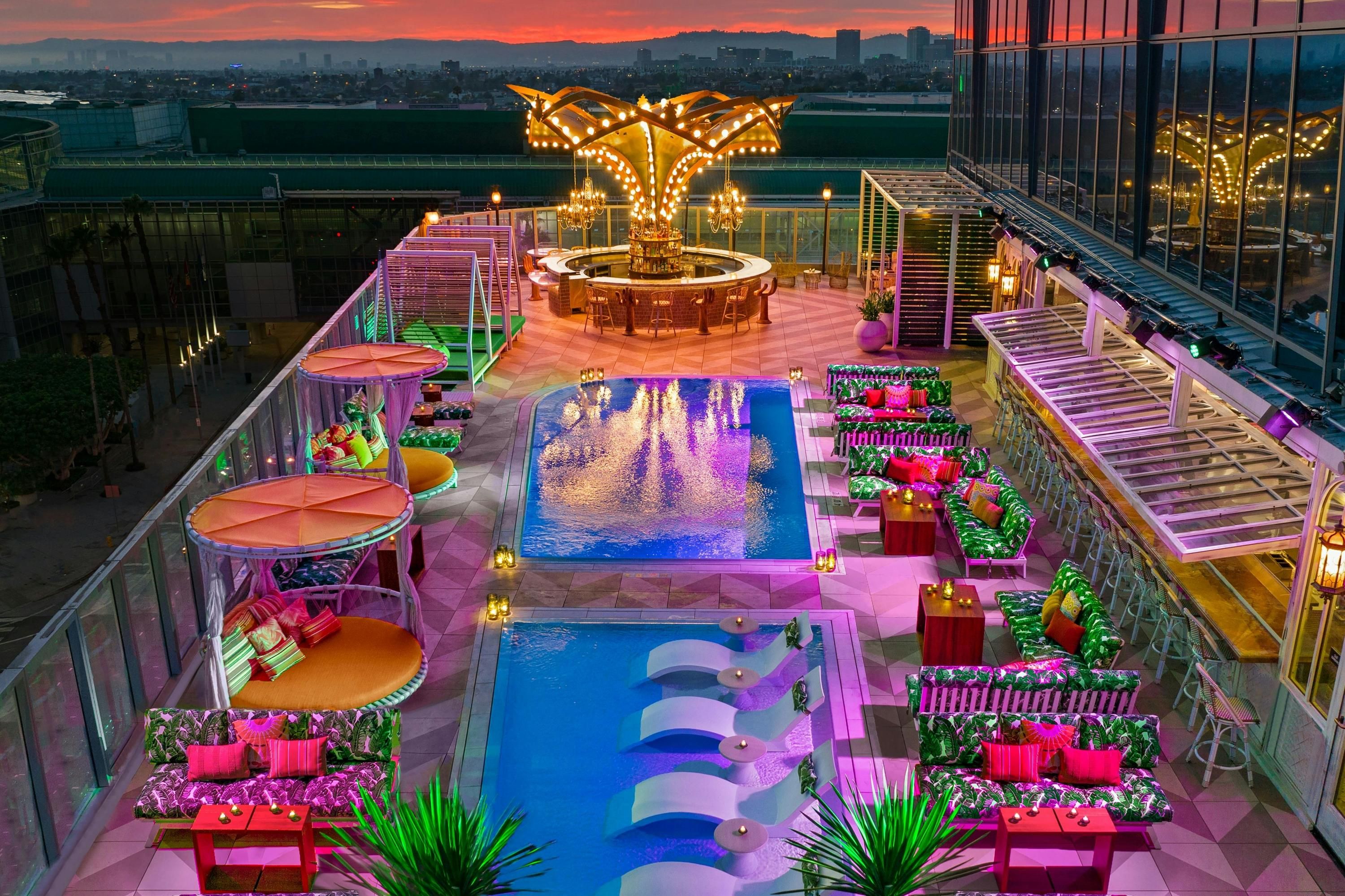 AC Hotels by Marriott Los Downtown Los Angeles - Los Angeles - Pool