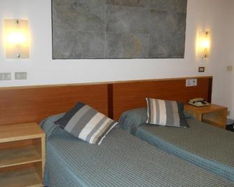 Hotel Il Rustichello - Lonato del Garda - Slaapkamer