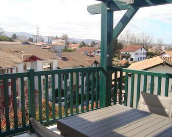 Location Appartement Hendaye, T3 De 65m2 Pour 4 Personnes - Hendaye - Balkon