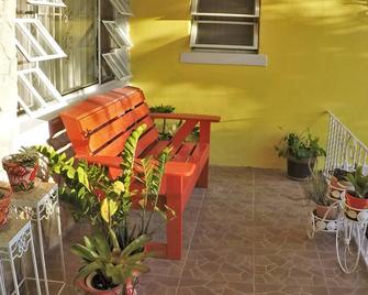 Snug Corner - Nassau - Balkong