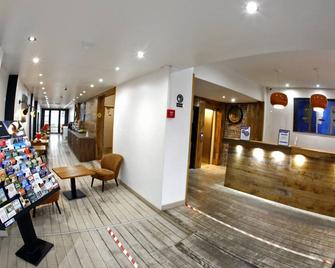Hotel Midi-Zuid - Brussels - Front desk