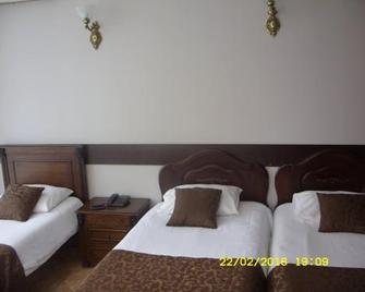 Cameo Hotel - Kvariati - Habitación