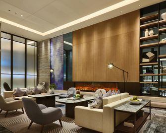 كراون بلازا نانينج سيتي سنتر بي آيتش جي - ناننينغ - ردهة