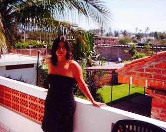 Casa Mango X Hotel Márquez de Santana - Barra de Navidad
