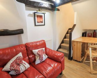 Cobblestone Cottage - Ambleside - Living room