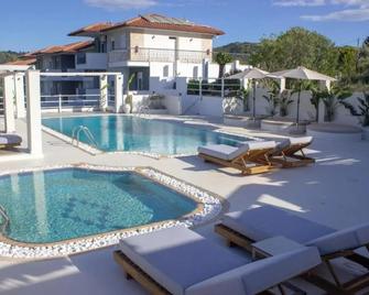 Ampelia Hotel - Chaniotis - Pool