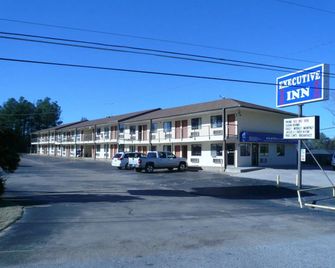 Executive Inn By OYO Kilgore North - Kilgore - Building