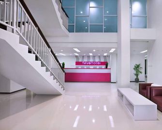 favehotel Rungkut Surabaya - Surabaya - Recepción