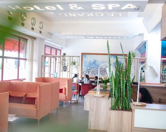 Le Grand Mellis Hôtel & Spa - Antananarivo - Lobby