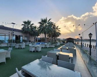 Golden Tulip Al Khobar Suites - Al Khobar