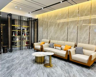 Dna Business Hotel (Songyuan Jinjiang Street) - Songyuan - Lobby