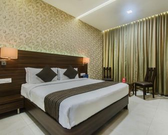 OYO Solitaire Residency - Bhiwandi - Habitación