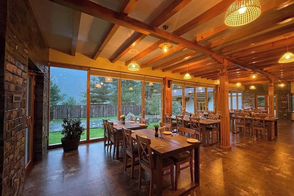 The Tiger Nest Camp - פארו - מסעדה