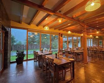 The Tiger Nest Camp - פארו - מסעדה