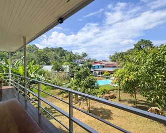 Phi Phi Chang Grand Resort - Phi Phi -saaret - Parveke