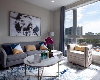Stunning Apt W/ Parking and Gym | Downtown at Yale - New Haven - Living room