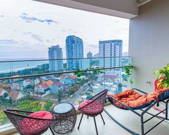 Tokyo Homestay - The Song 5 Stars Apartment - Vung Tau - Balcony