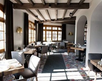 Armes De Champagne - L'Épine - Restaurant