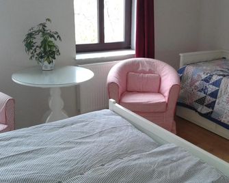 3 Raum Ferienwohnung in Leipzig 2 km vom Stadtzentrum entfernt - Lipsia - Camera da letto