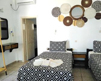 Nissos Ios - Mylopotas - Schlafzimmer