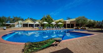 DoubleTree by Hilton Hotel Alice Springs - Alice Springs - Piscine