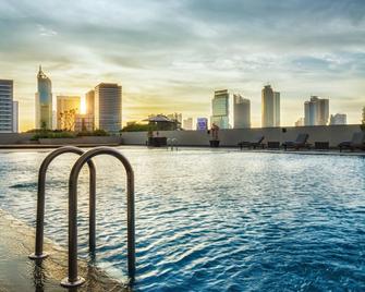 Royal Kuningan Hotel - South Jakarta - Pool