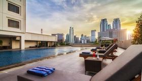 Royal Kuningan Hotel - Jakarta - Svømmebasseng