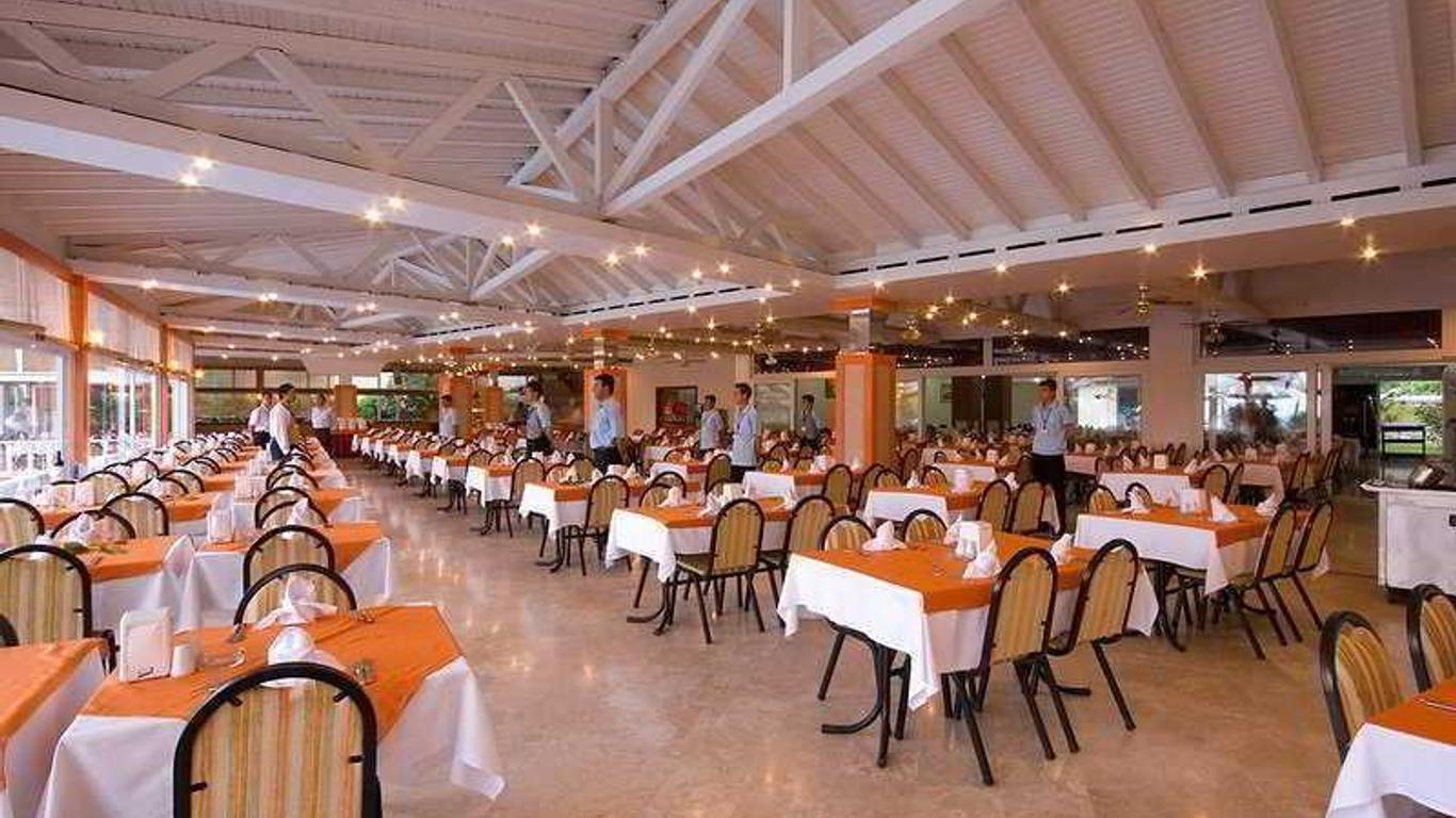 Carelta Beach Resort & Spa