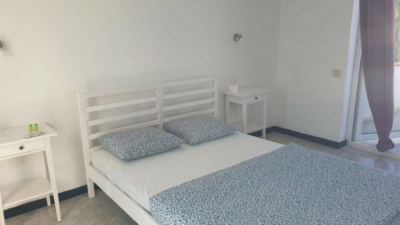 Endless Summer House