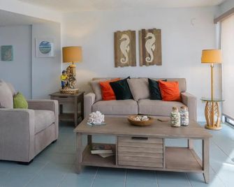 Oceanfront 5th Floor Penthouse - Cayo Largo - Sala de estar