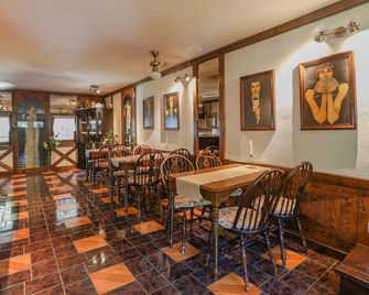 Glamping Pibernik Bled - Bled - Restaurant