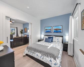 Stay in the heart of Greenwood Lake minutes away from the lake - Greenwood Lake - Bedroom
