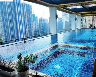 Brittany Hotel Bgc - Taguig