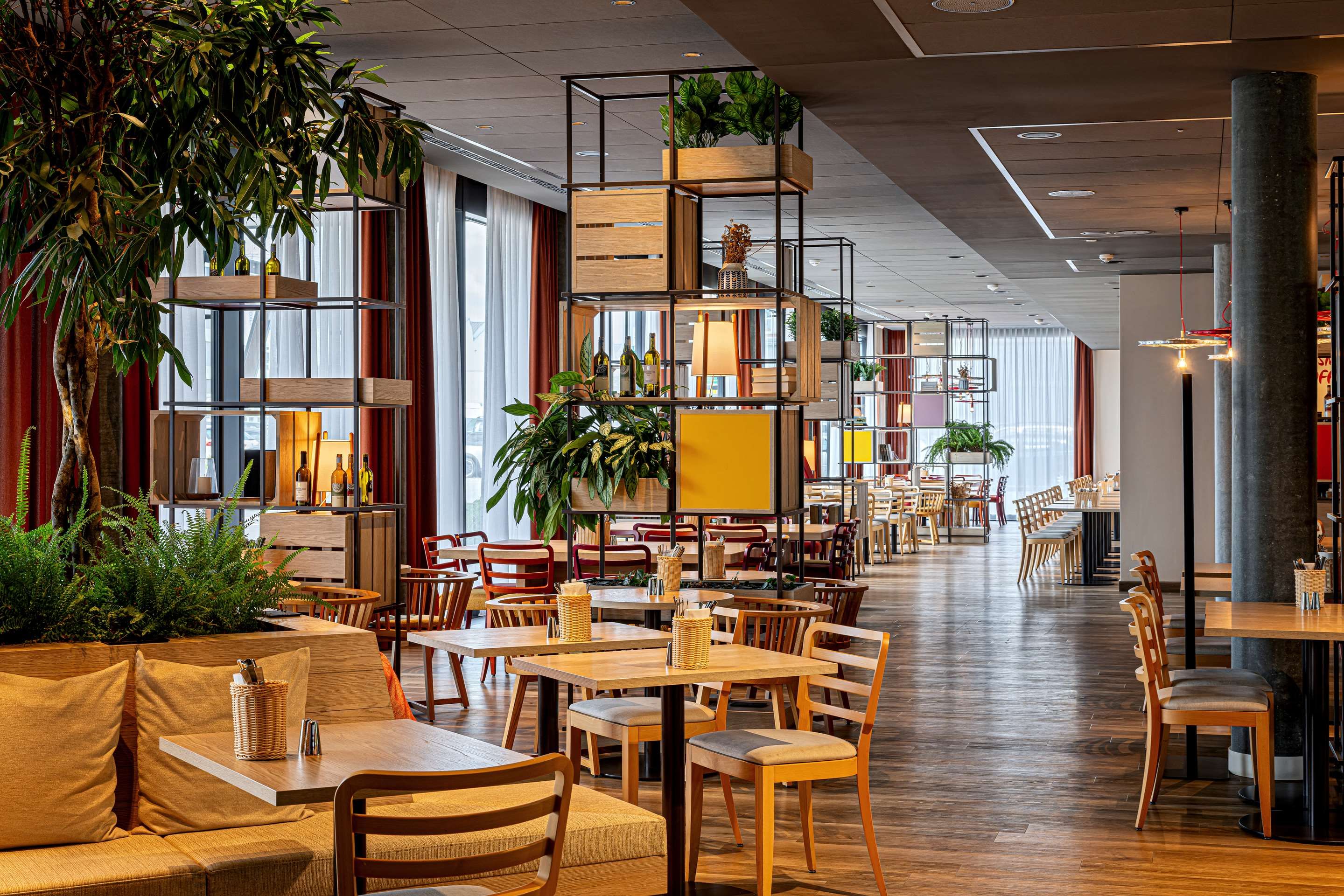 Intercityhotel Zürich Airport thumbnail 3