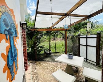 Travel to Luna @ iL Sognatore - Unique, Cozy & Private Guest Suite - Aguadilla - Binnenhof